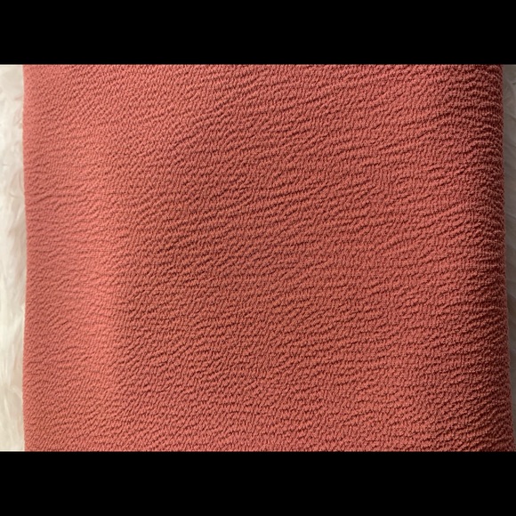 NWOT Coral top with keyhole back & collar - Picture 5 of 8